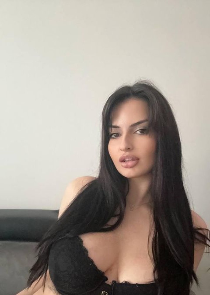 Индивидуалка Амина фото № 2 в городе Боровичи