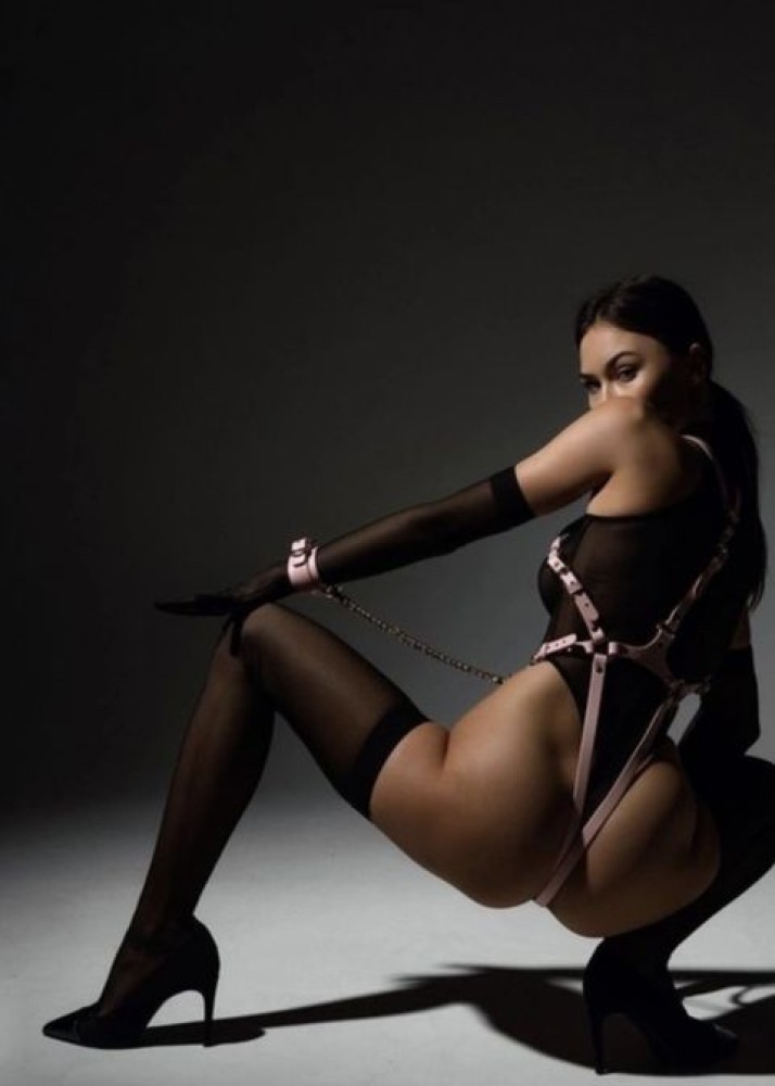 Индивидуалка Ангелина фото № 2 в городе Боровичи