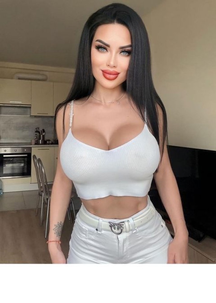 Индивидуалка Карина фото № 2 в городе Боровичи